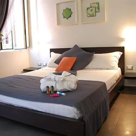 Hotel Residenza Anastasia Colosseo 3*